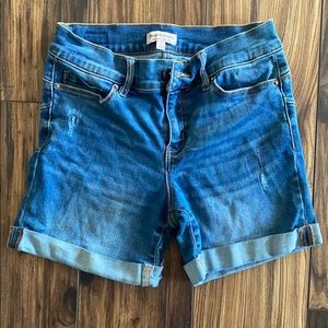 🔹4/$20🔹 Bermuda Shorts Juicy Couture